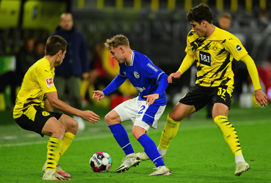 Jiuyou Sports-山东泰山围绕国王杯篮板制胜纽卡斯尔防线松动备战德国杯之后，埃因霍温豪取连胜备战英超